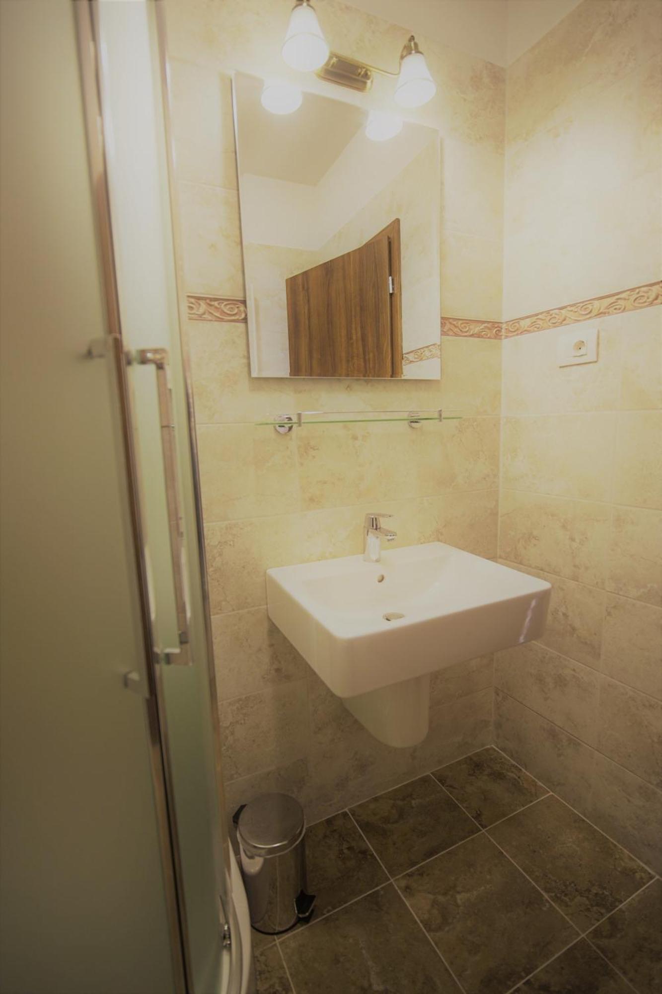 La Curtea Domneasca Hotell Piatra Neamţ Rum bild